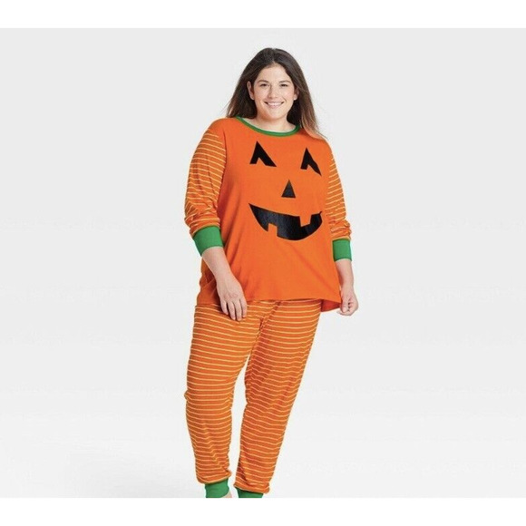 NEW Women's Plus Size Halloween Pumpkin Matching Family Pajama Set - Size 1X - Picture 1 of 8